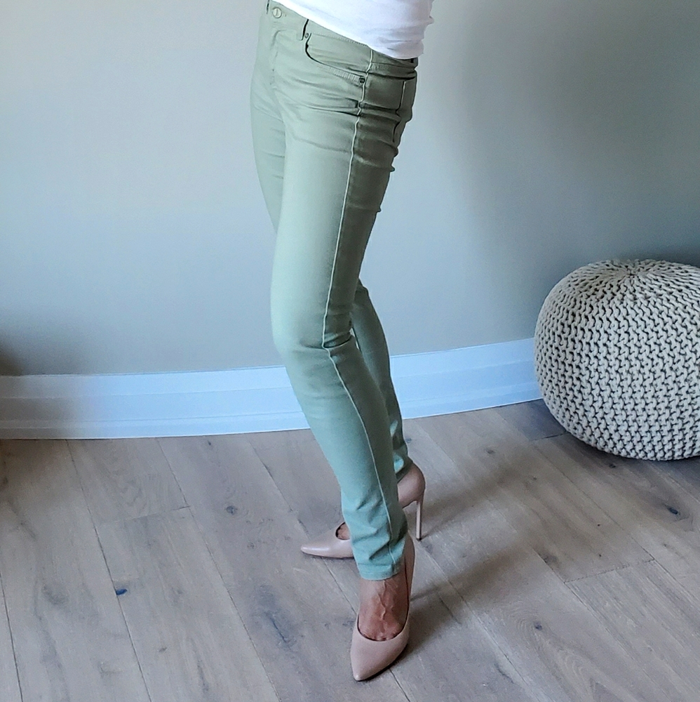 Jones New York denim pants